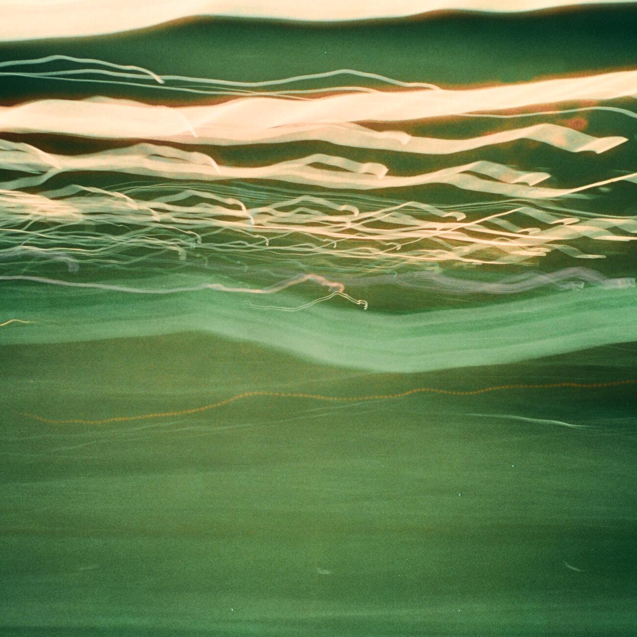 Релиз Waving