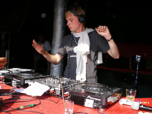 DJ Pixel