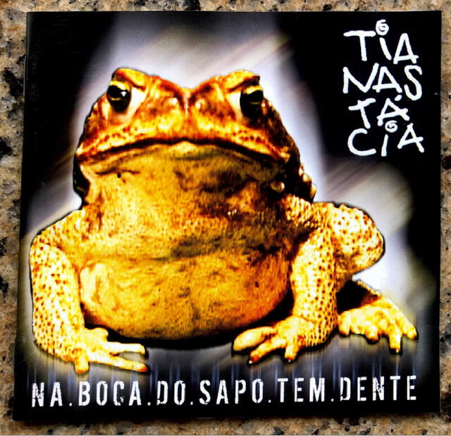 Релиз Na Boca do Sapo tem Dente