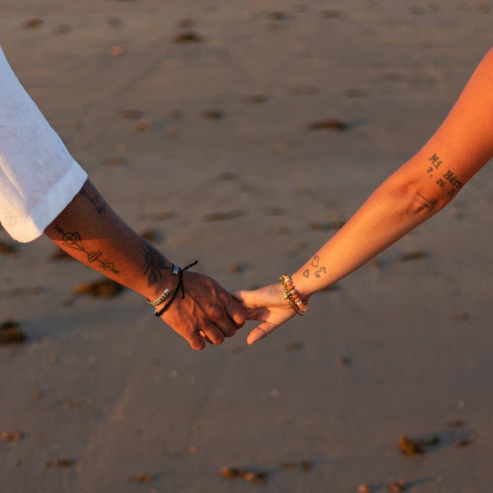 Релиз Me quedo contigo.