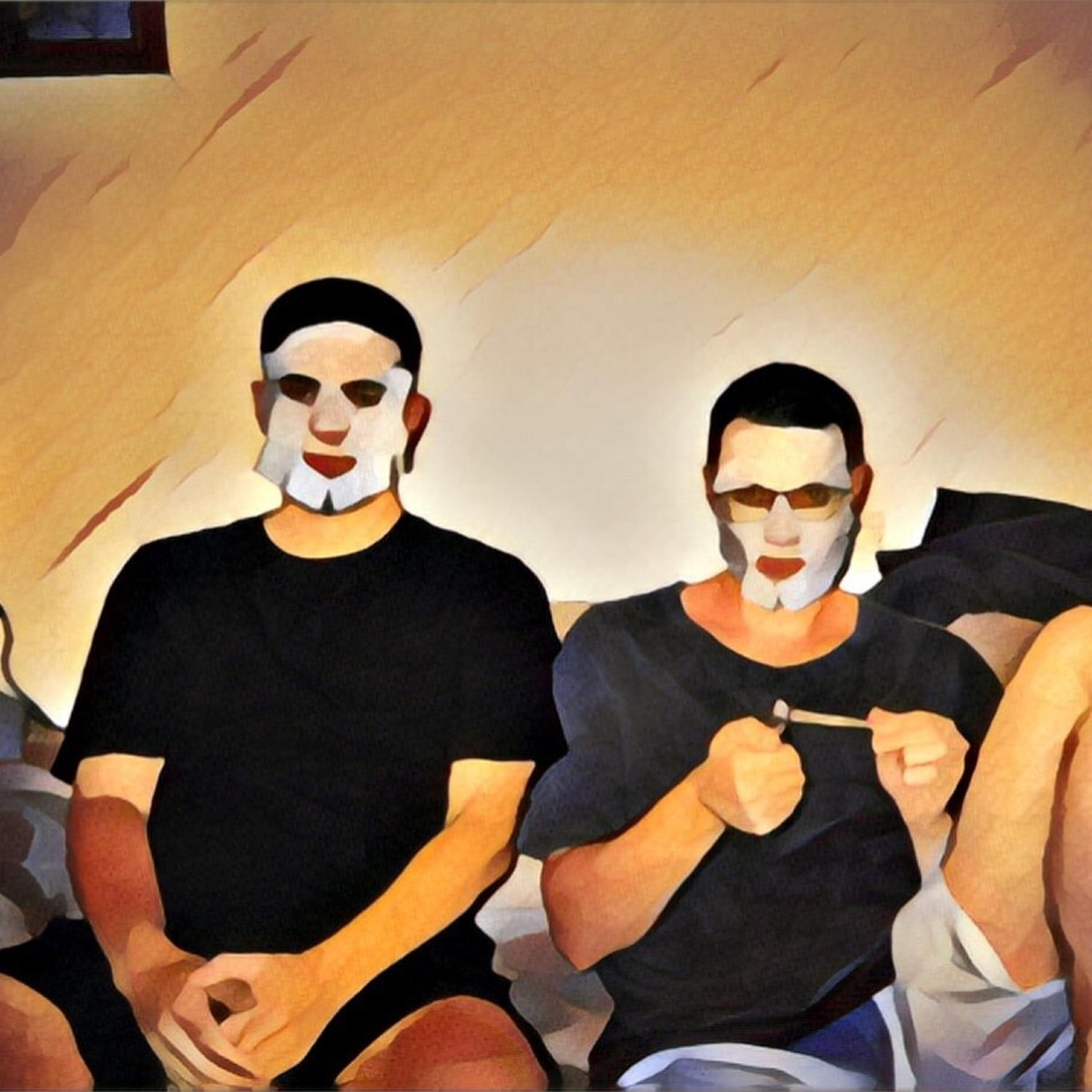 Релиз Трудно быть