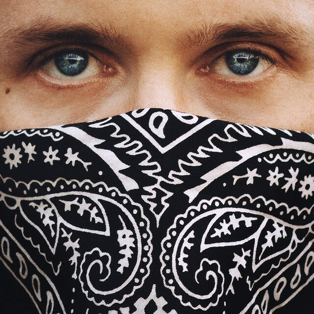 Постер альбома Black Bandana