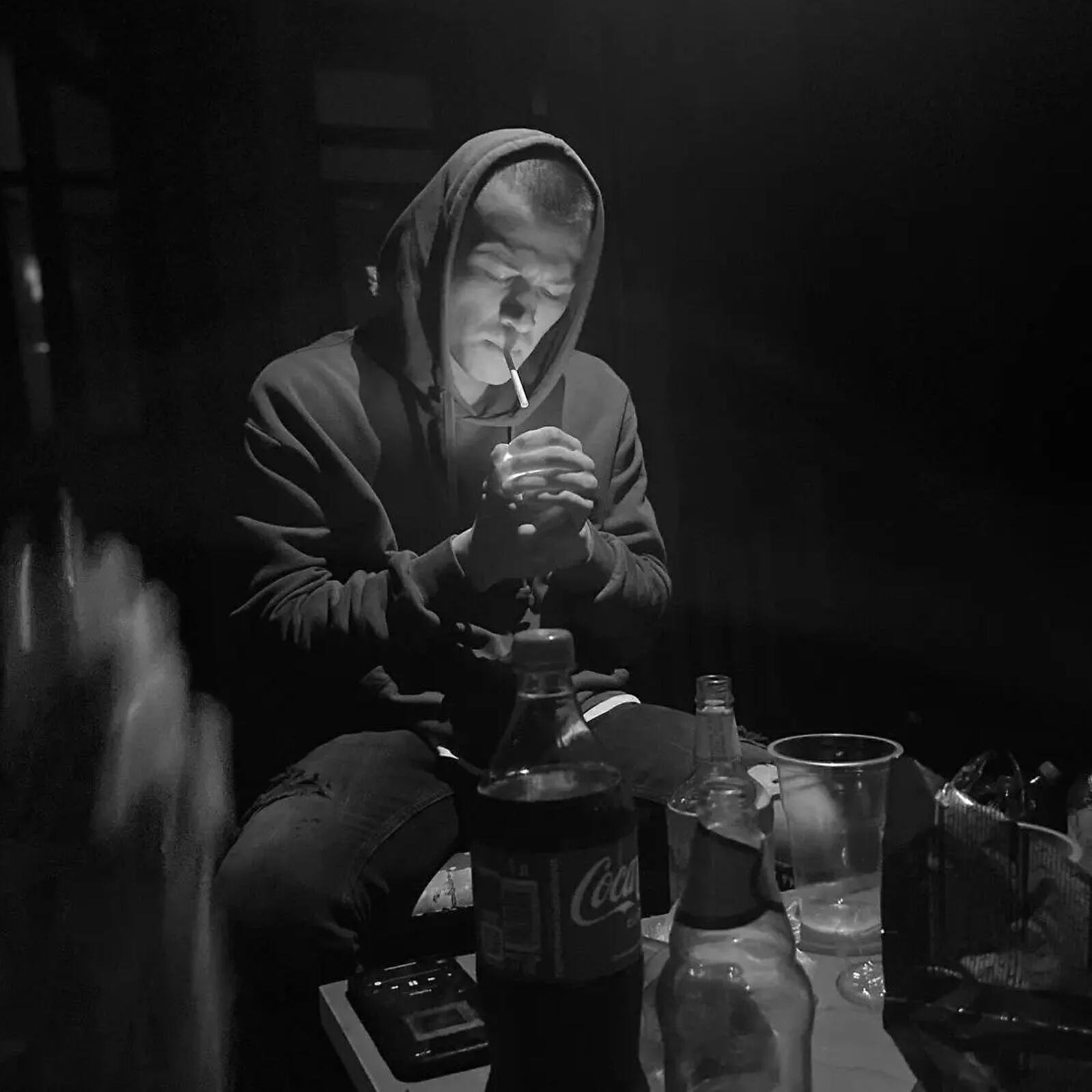 Релиз Белый дым