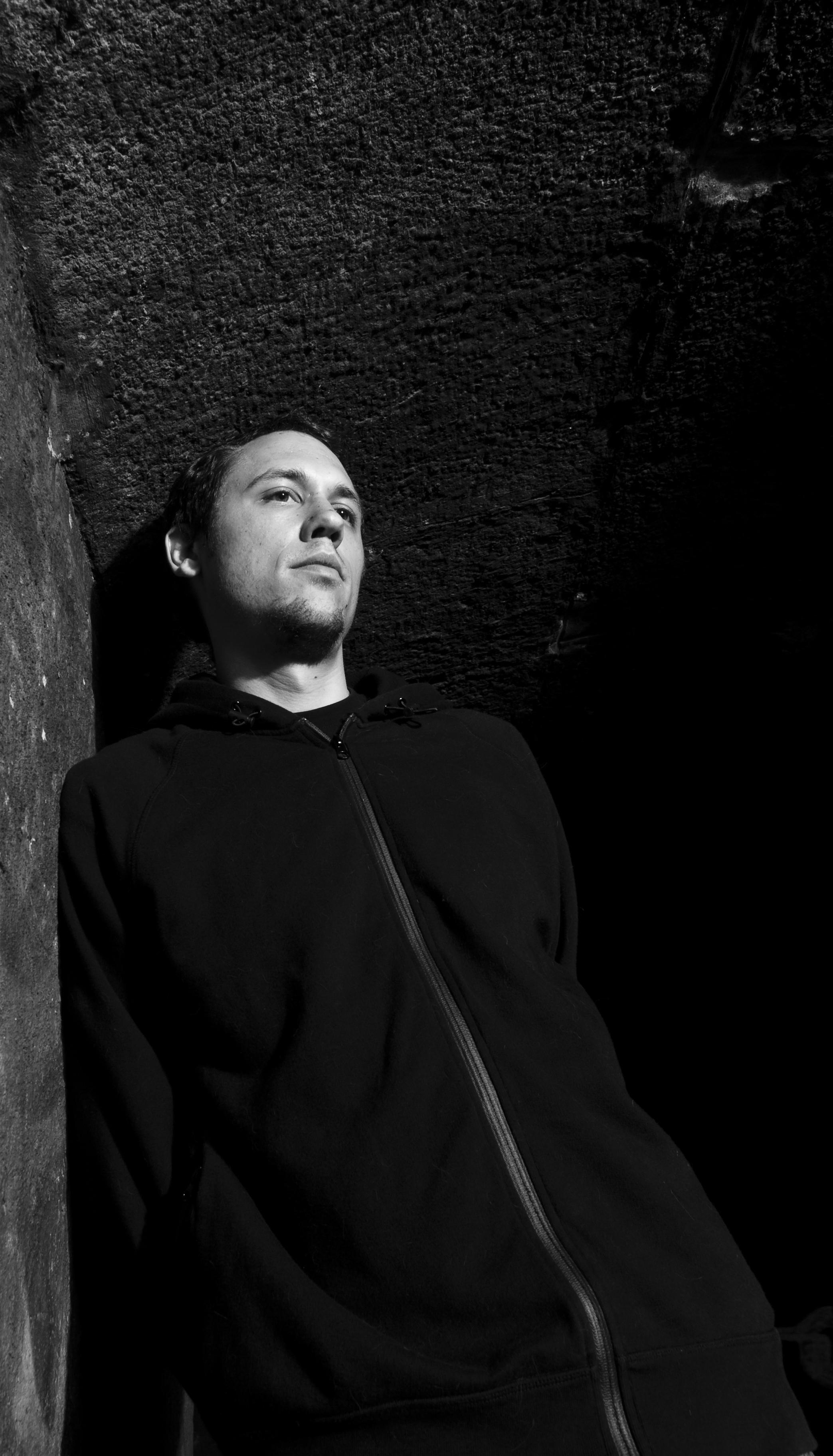 Mono:Massive