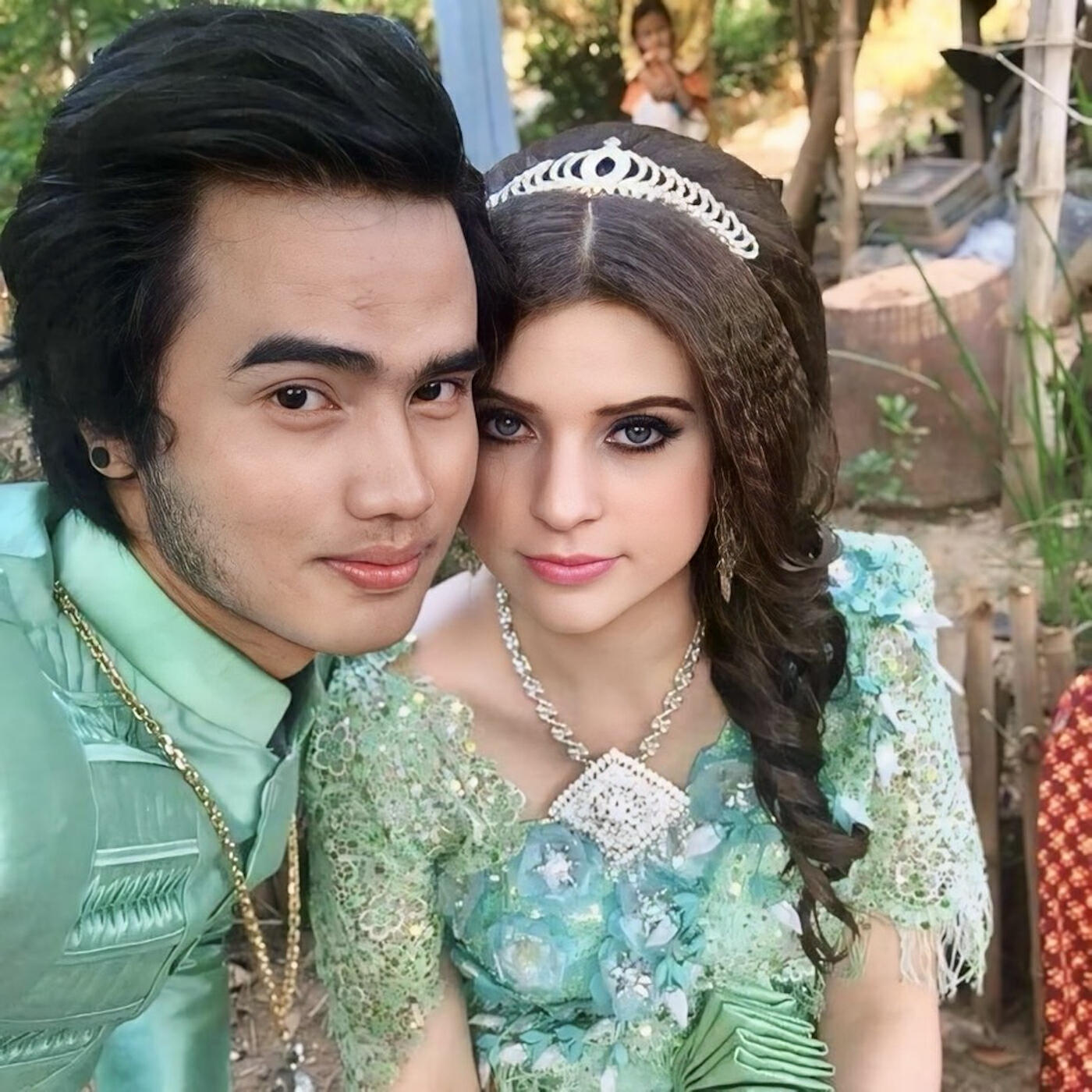 Трек Peak Min Pit Boty (Remastered 2024)