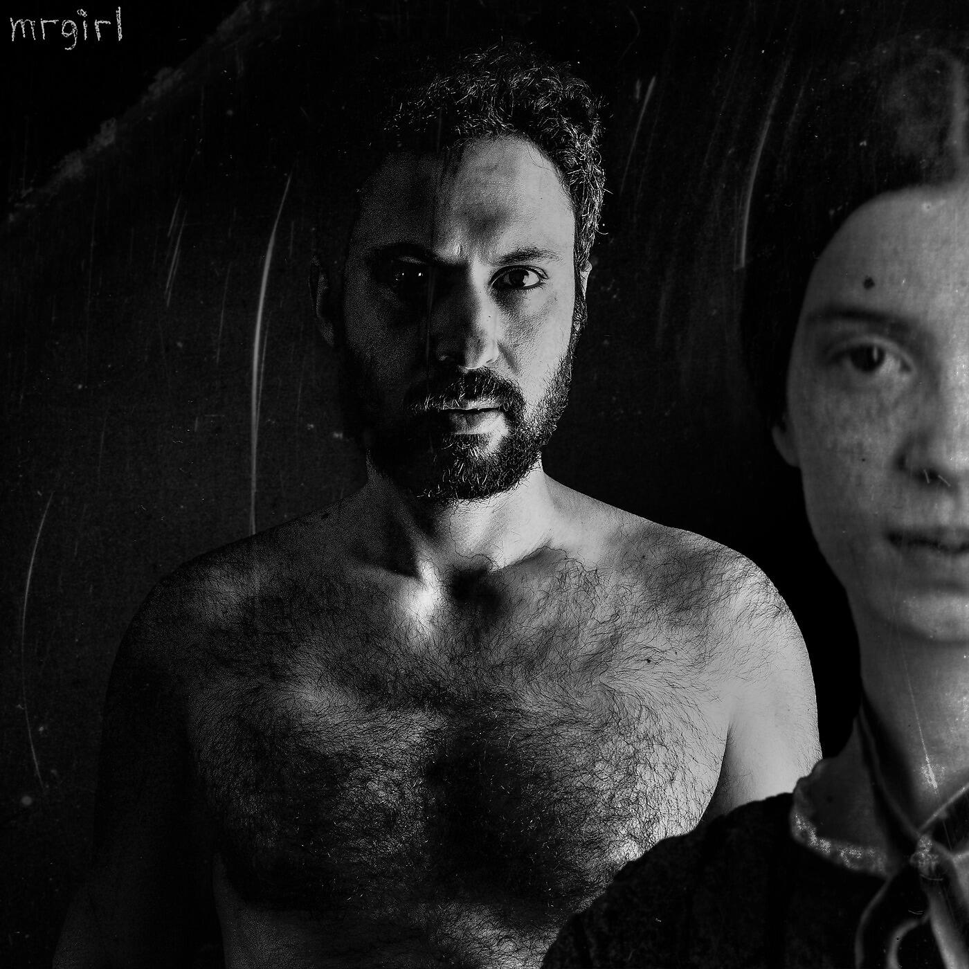 Релиз Emily Dickinson