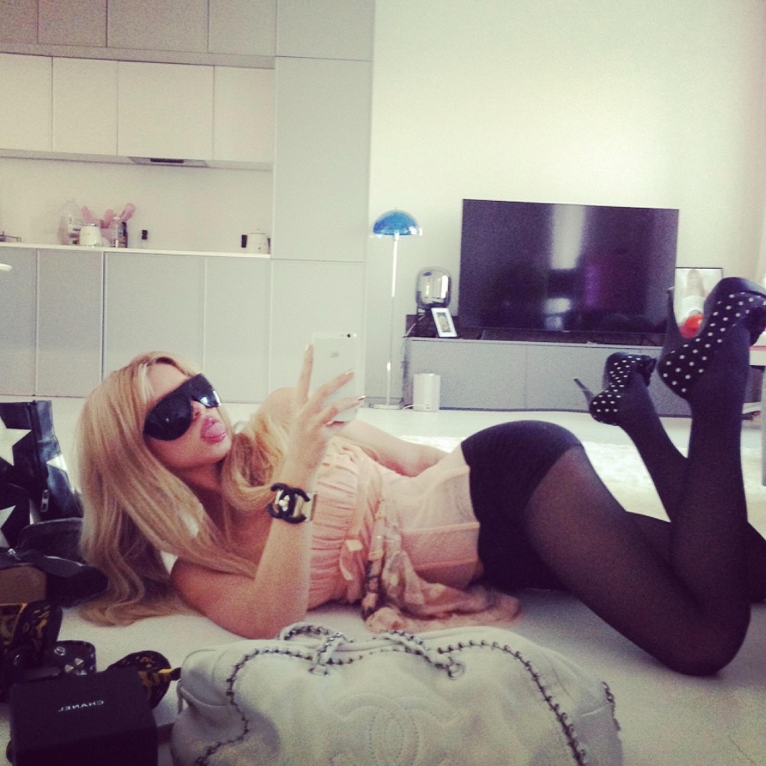 Релиз Chanel