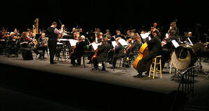 Columbia Symphony Orchestra все песни в mp3