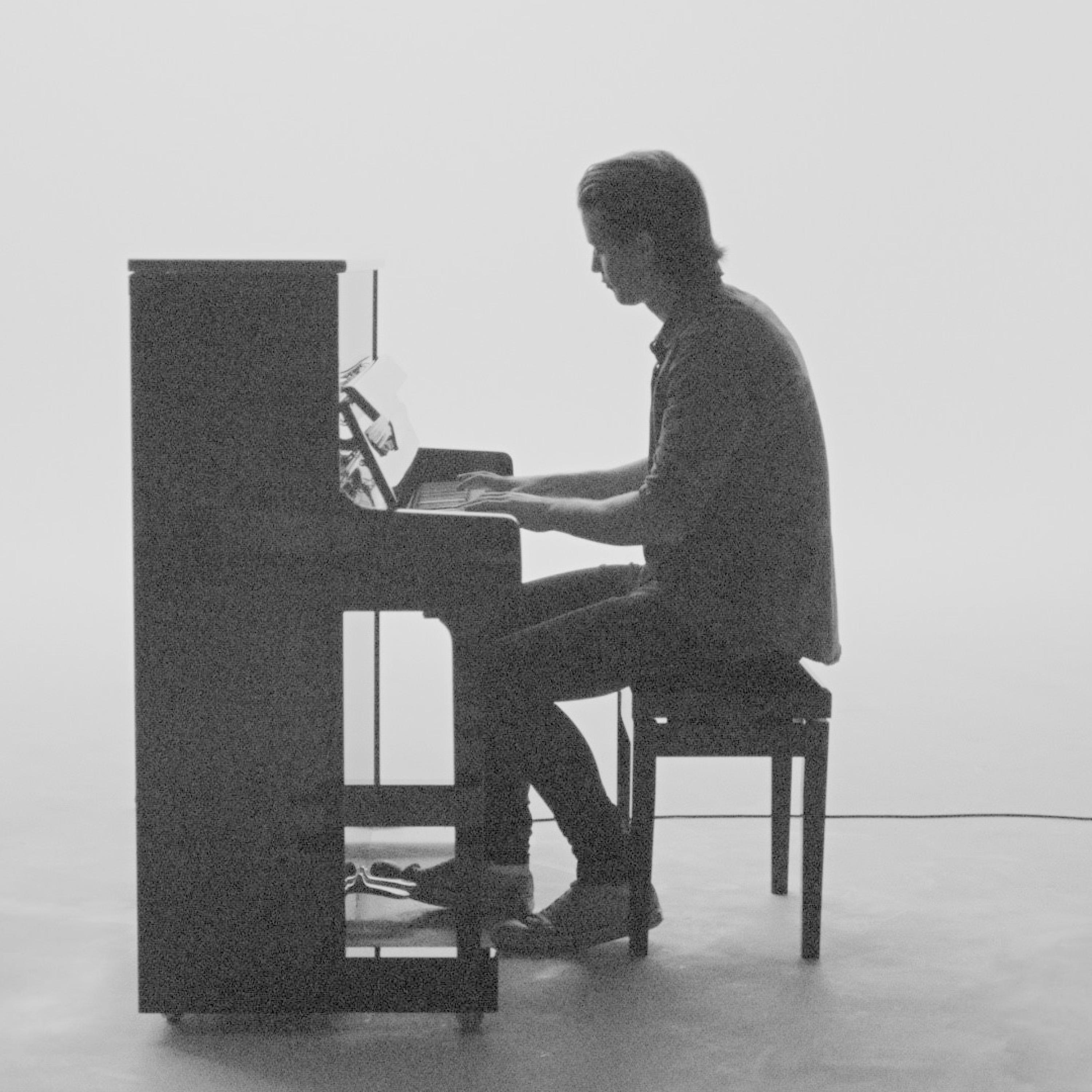 Трек 可我生来就倔强 是热烈的骄阳