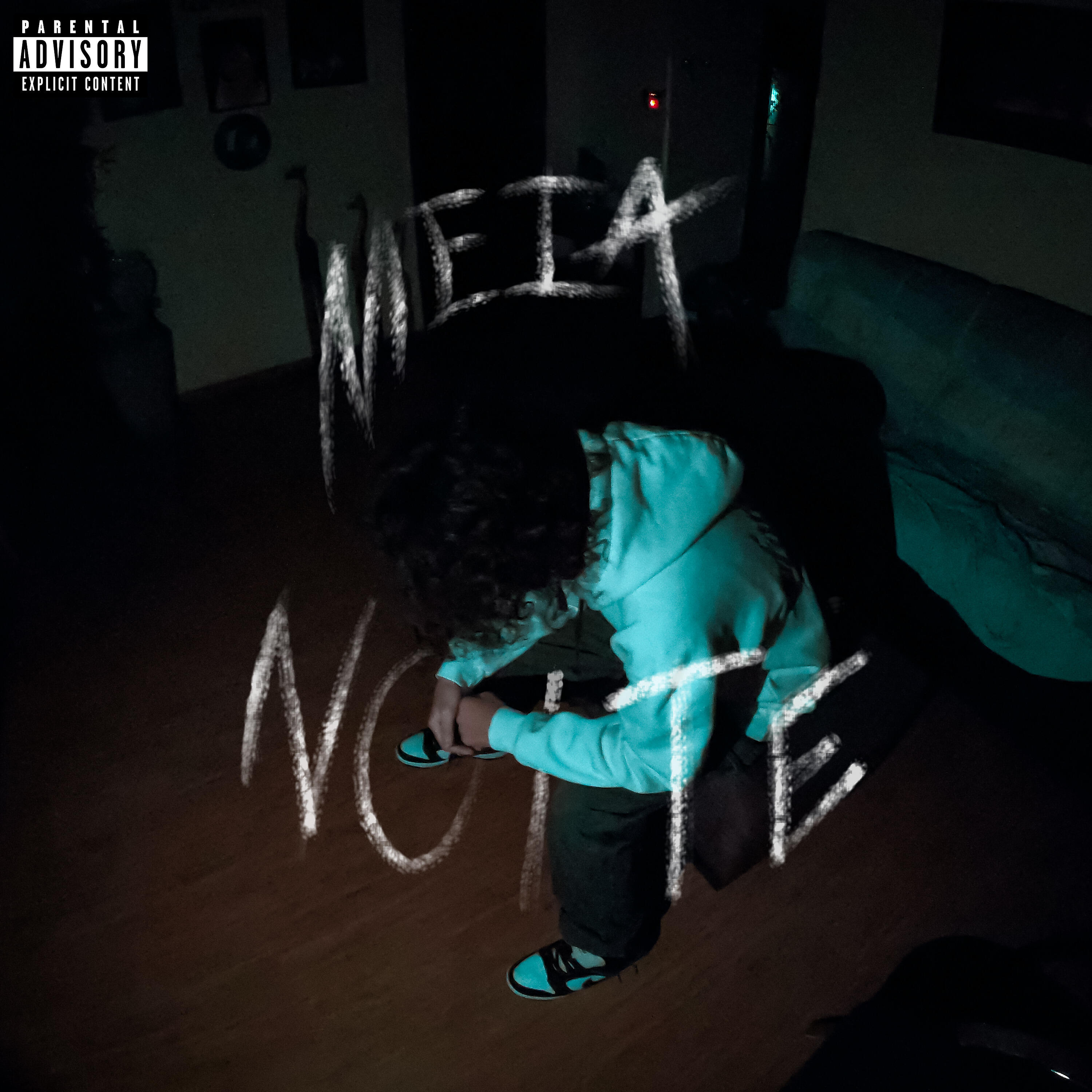 Релиз Meia Noite