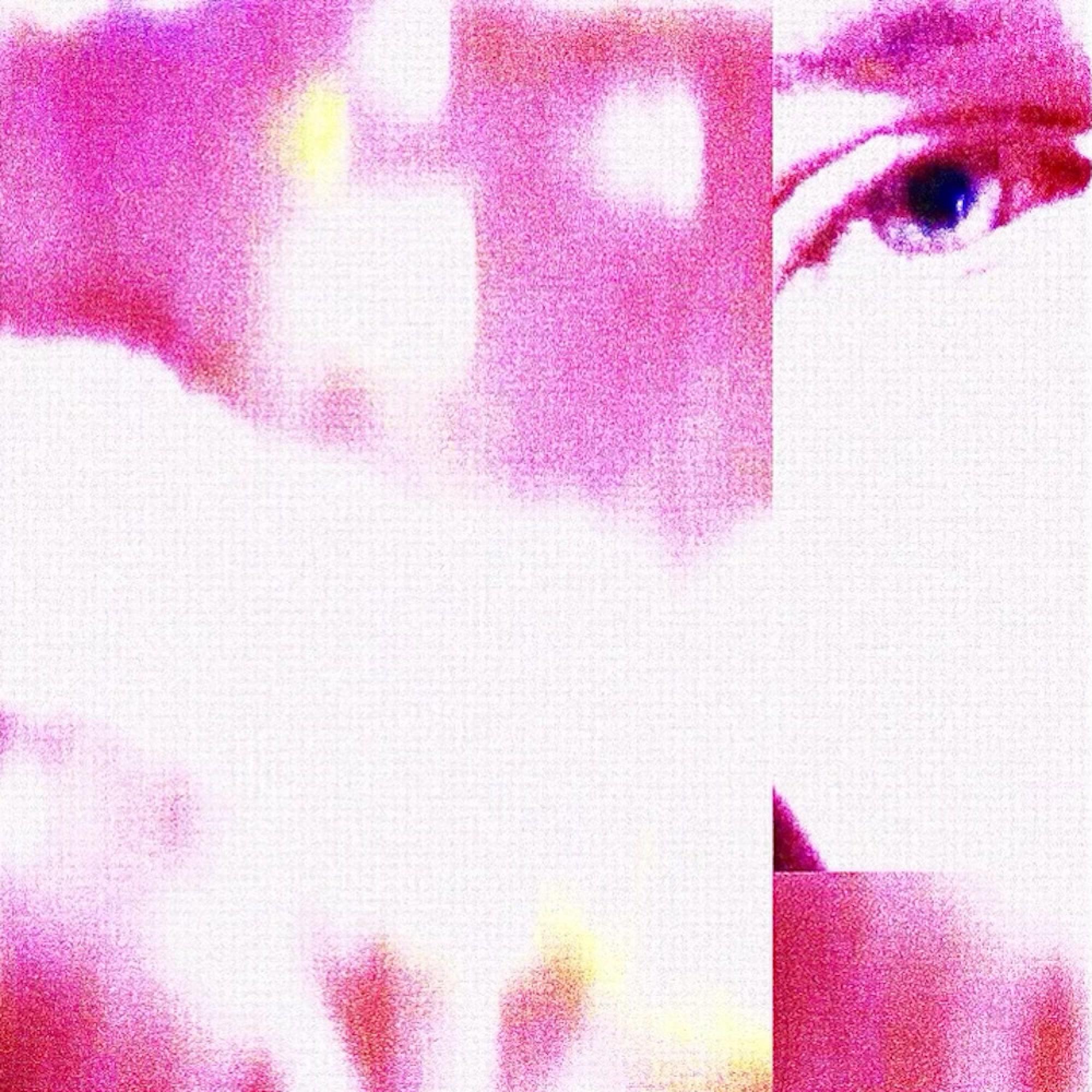Релиз TRIPPIN