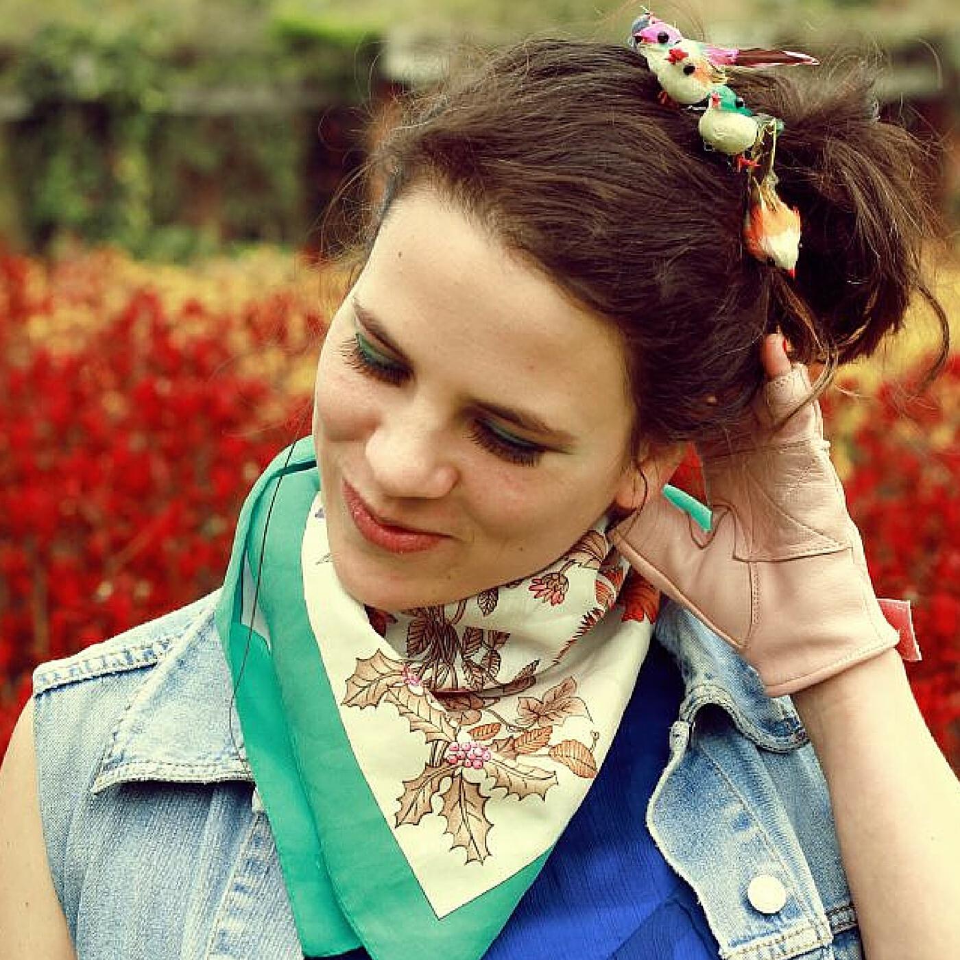 Релиз Flores y Vestidos